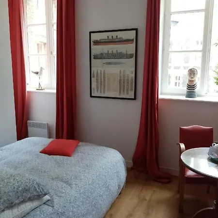 Studio Lilly A La Mer Apartment *