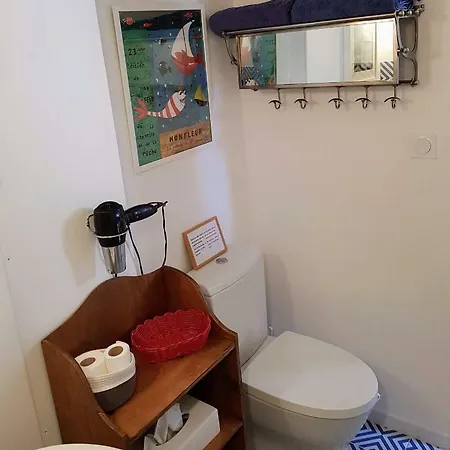 Studio Lilly A La Mer *